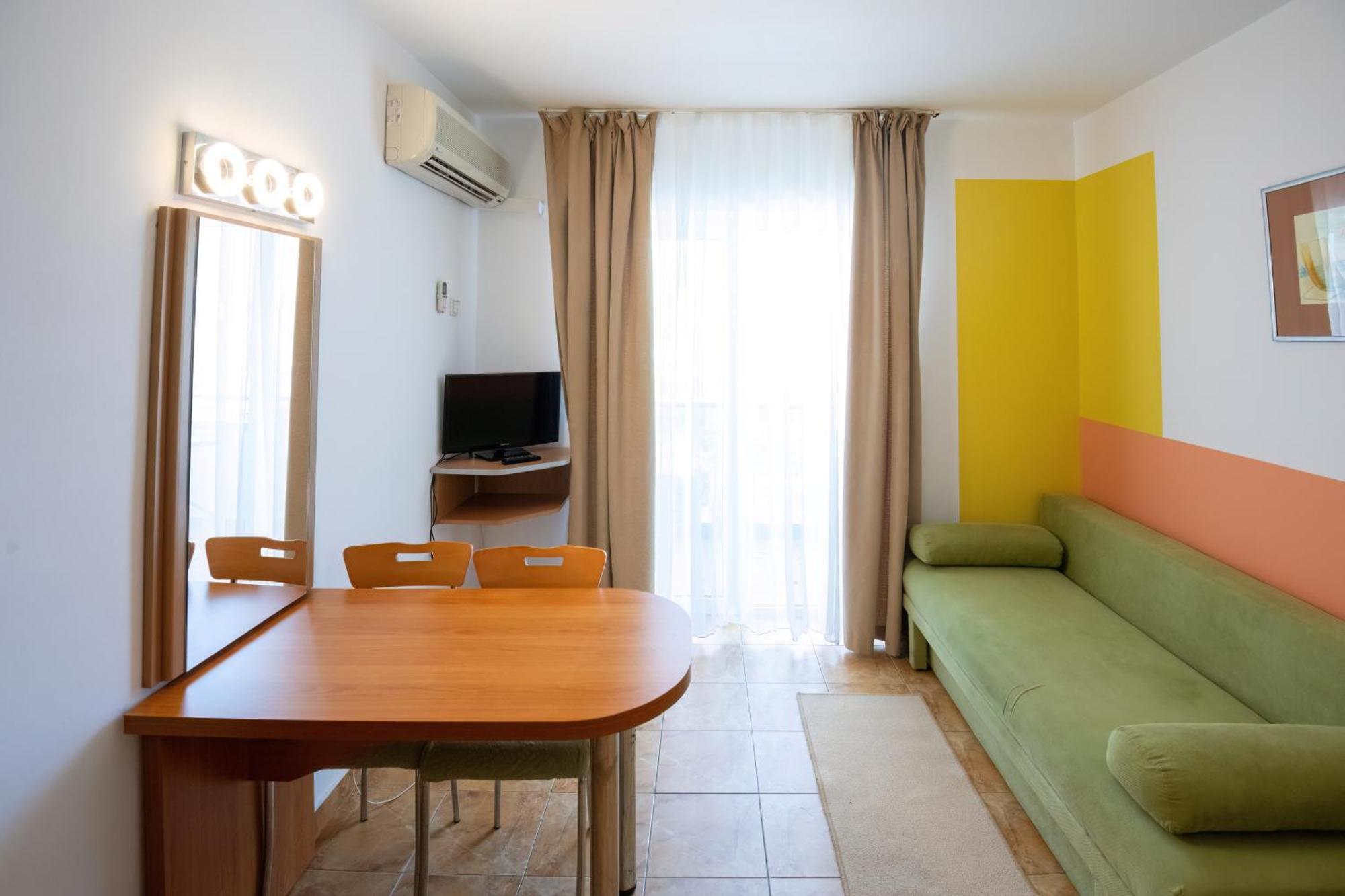 Complex Modern All Inclusive มามายา ภายนอก รูปภาพ